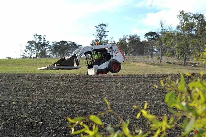 Agricultural clearing with bobcat, Warwick Qld bobcat clearing agricultural land